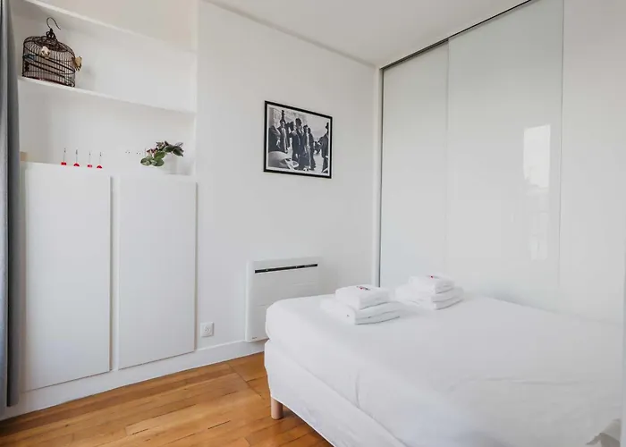 Apartmán Luminous 1bdr Witha C&balcony-marais Louvre *