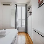 아파트 Luminous 1bdr Witha C&balcony-marais Louvre
