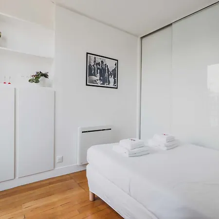 公寓 Luminous 1bdr Witha C&balcony-marais Louvre *