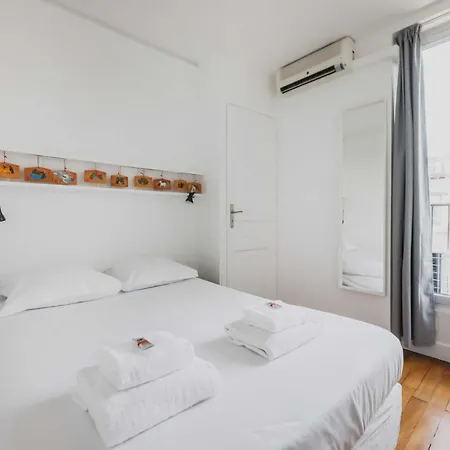 公寓 Luminous 1bdr Witha C&balcony-marais Louvre 巴黎